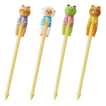 Torune Wanna Hold Friends Picks